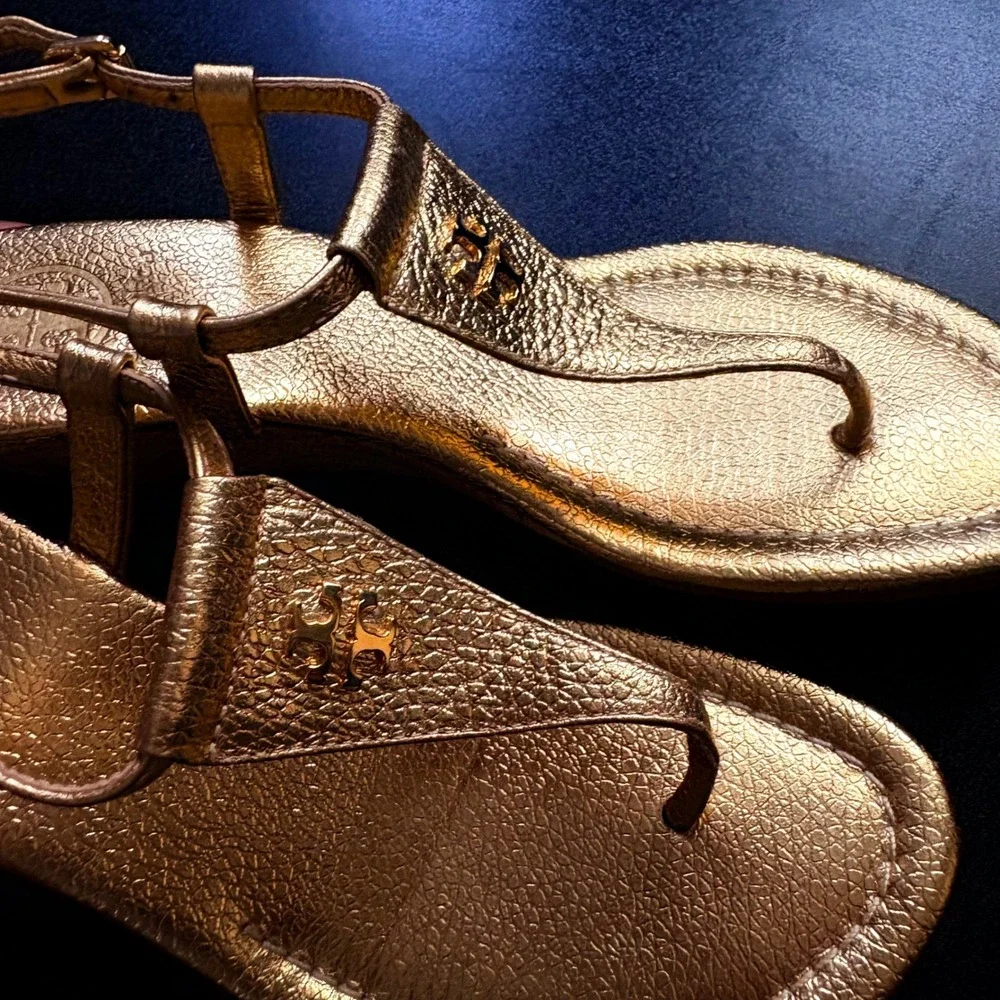 Tory Burch Logo Wedge Thong Sandal cork‎ wedge heel size 6.5 gold